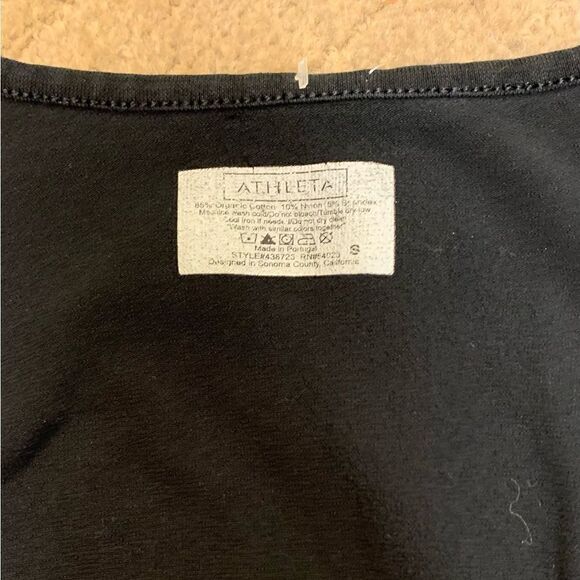 15 ATHLETA SPEED LIGHT BLACK SEAMLESS WORKOUT yoga gym TANK TOP - Picture 4 of 4